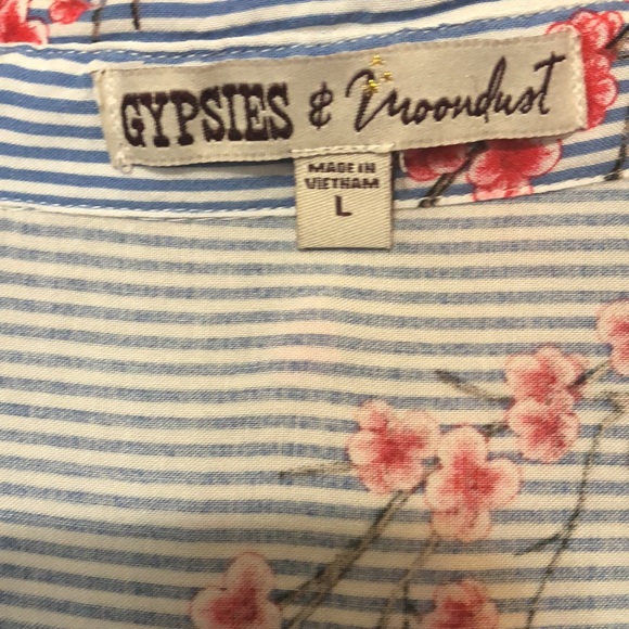 Floral blue strip top - Picture 2 of 4